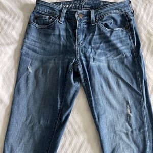 Women’s Vineyard Vines jeans